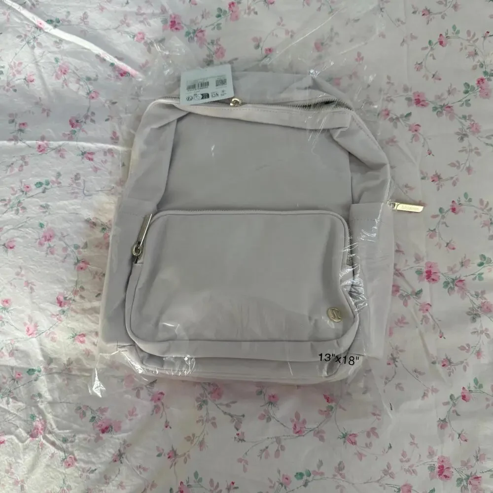 lululemon athletica everywhere bag Belt 1L (Neo Mint) lip balm Lululemon Everywhere Backpack *Mini 5L